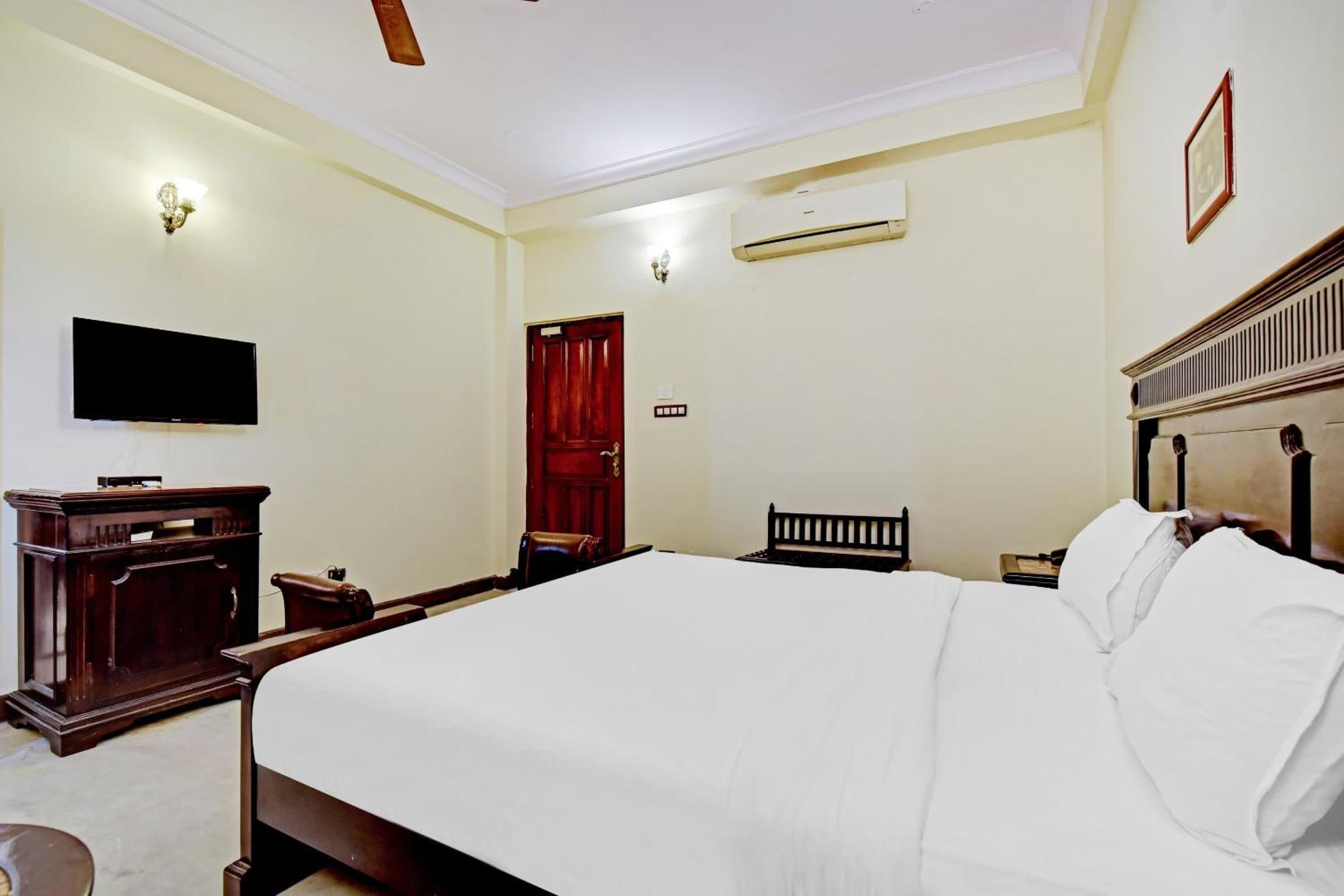 Collection O Hotel Four Boutique Kukas 외부 사진
